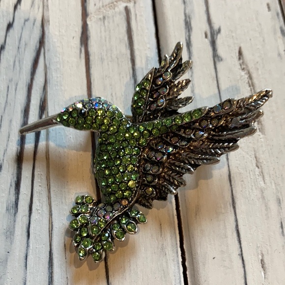 Gorgeous humming bird brooch! - Picture 5 of 5